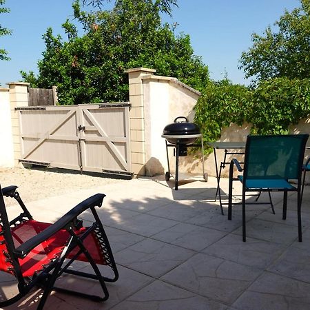 Gite Rural La Maison Mauve Ventouse Ngoại thất bức ảnh