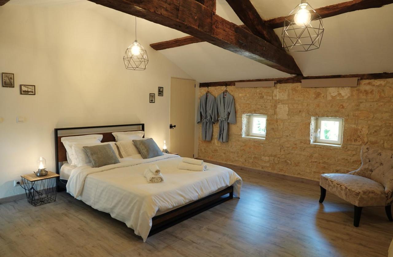 Gite Rural La Maison Mauve Ventouse Ngoại thất bức ảnh