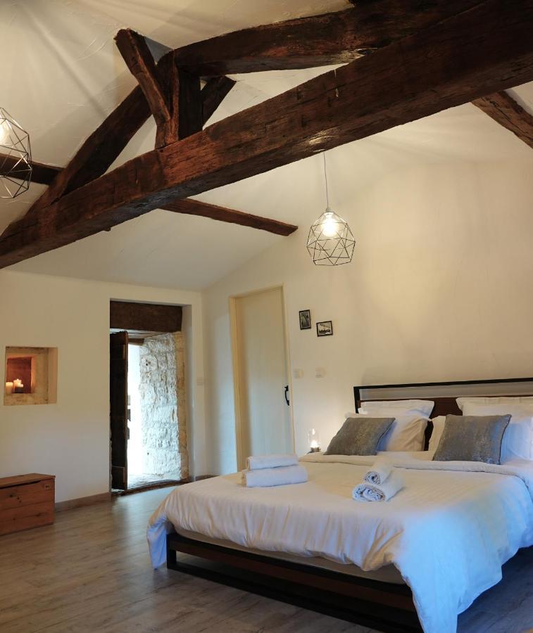 Gite Rural La Maison Mauve Ventouse Ngoại thất bức ảnh